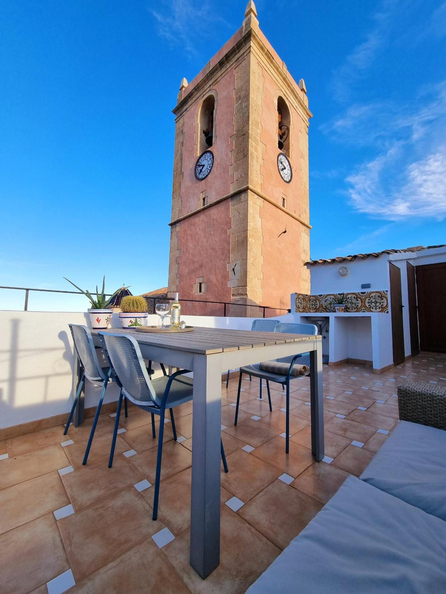 Plaza Iglesia Happyvila Apartment Villajoyosa